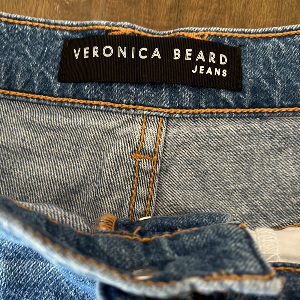 Veronica Beard 25 Shiloh relaxed shorts - Picture 7 of 10